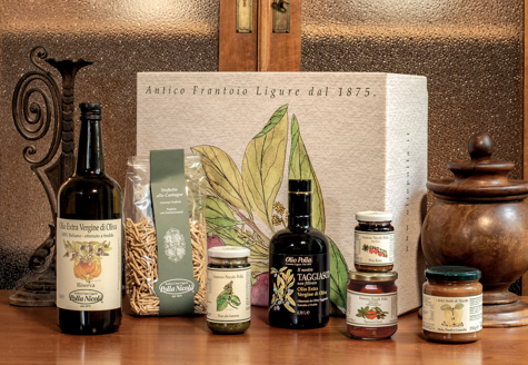 Visualizza i dettagli per Confezione Regalo "Famiglia" Immagine di Confezione Regalo "Famiglia"